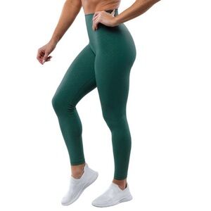 Shefit High Rise Boss Leggings Green M 🍀